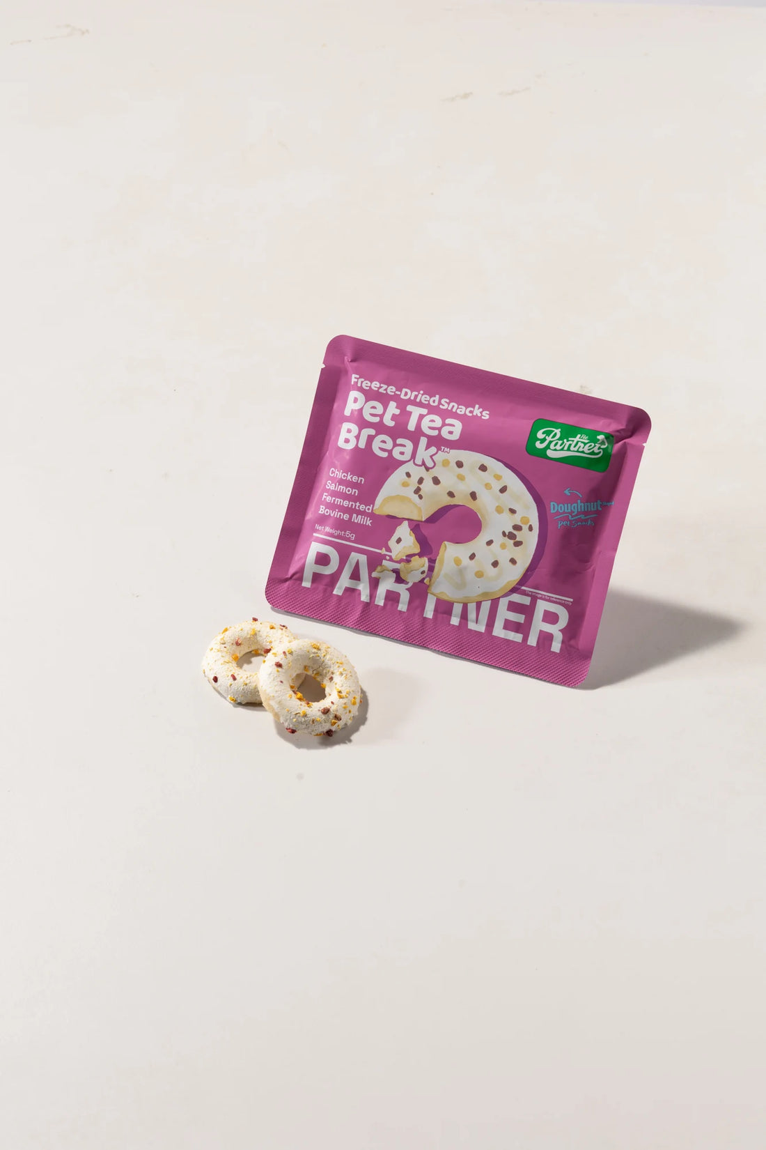 PARTNER It's Tea Time donut freeze-dried treats, photo